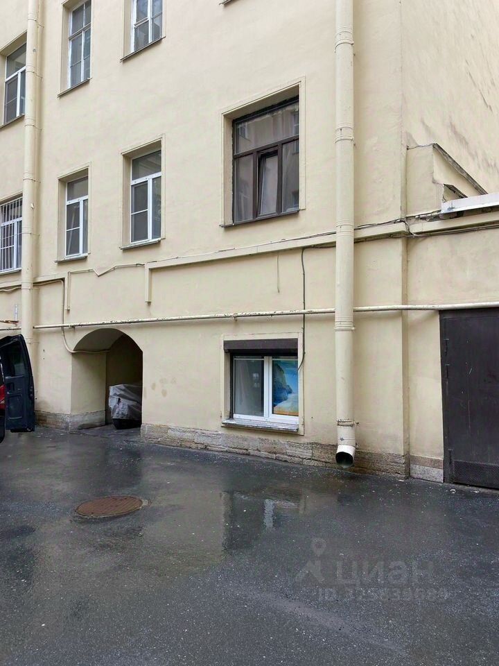 Аренда 2-комн квартиры на вторичном рынке Кирочная улица, 30
