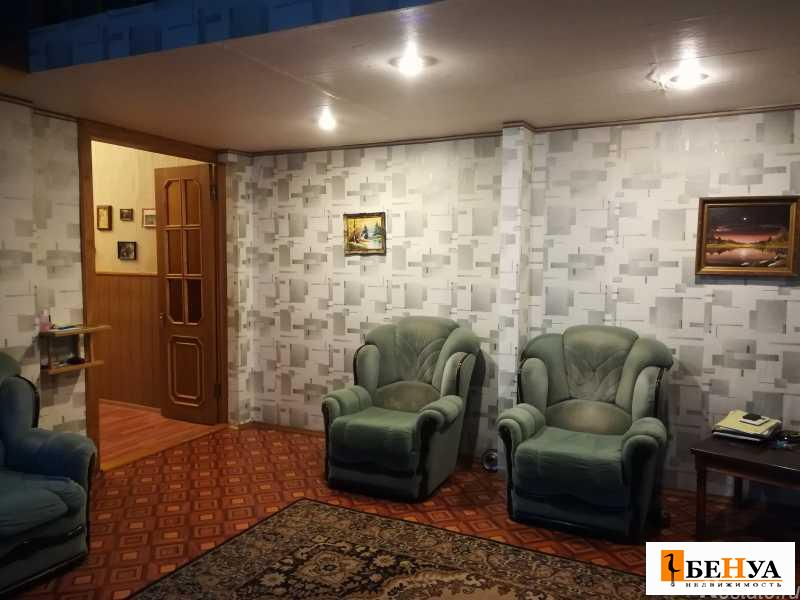 Продажа 3-комн квартиры на вторичном рынке Пушкин, Парковая, 40