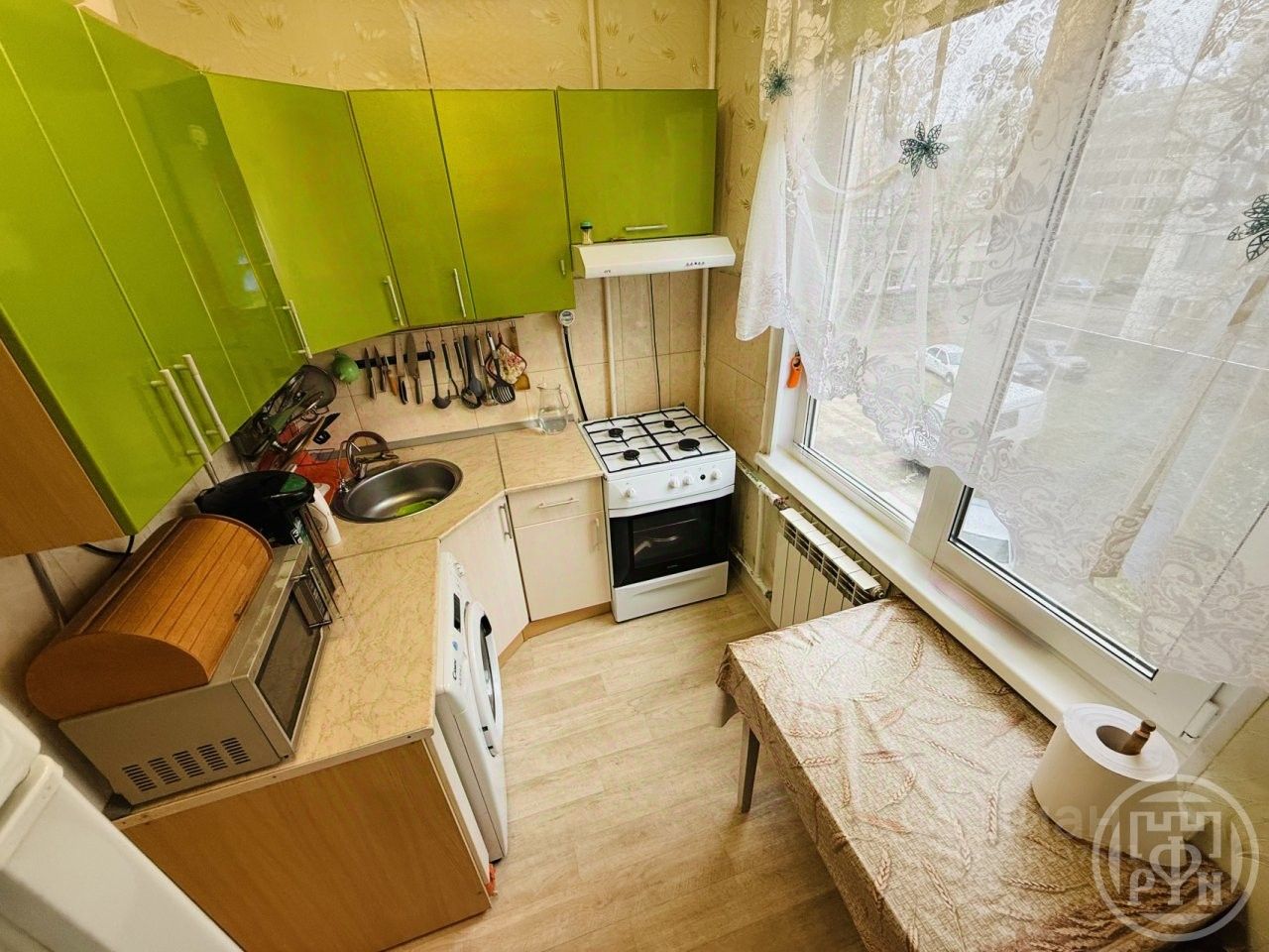 Продажа 3-комн квартиры на вторичном рынке пос. Первомайское, улица Ленина, 54
