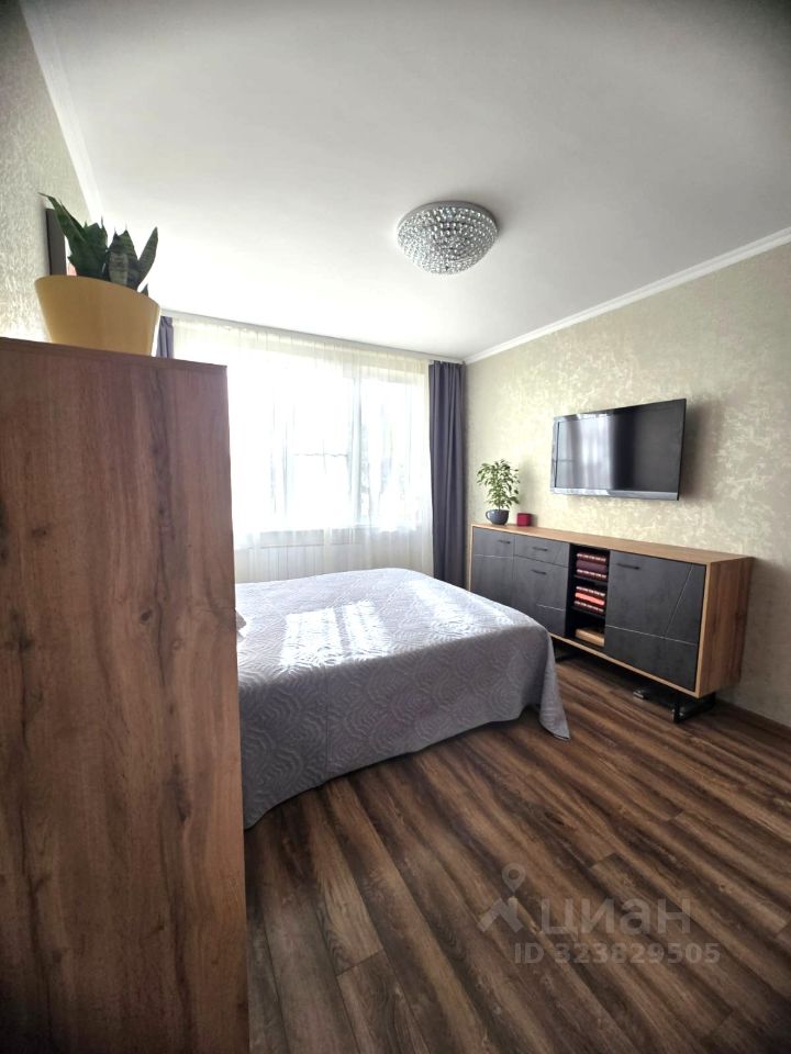 Продажа 2-комн квартиры на вторичном рынке Байконурская улица, 15