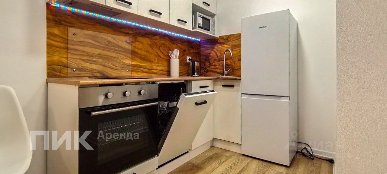 Аренда 1-комн квартиры на вторичном рынке Новоостаповская улица, 7к1