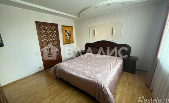 Продажа 3-комн квартиры на вторичном рынке улица Марьинский Парк,  д. 25 к1