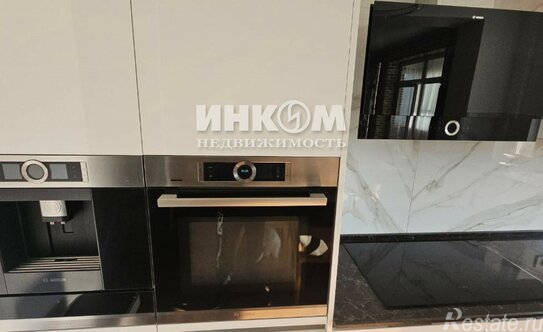 Продажа 4-комн квартиры на вторичном рынке ул Веерная,  д. 30,  к. 2