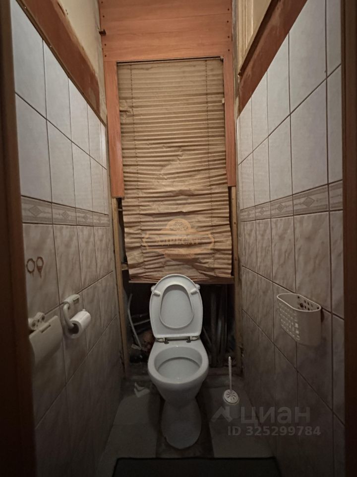 Продажа 4-комн квартиры на вторичном рынке улица Полярников,  д. 7