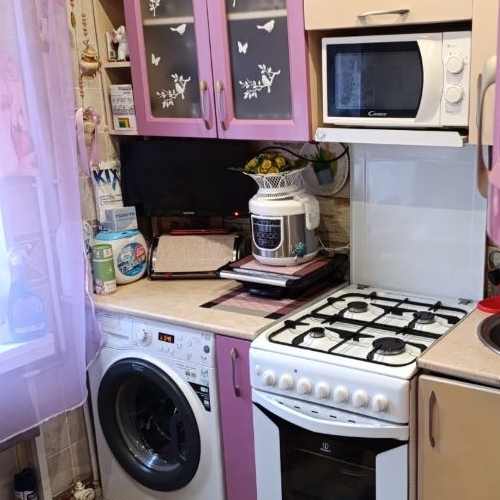 3-комн квартира пос. Шушары, Ленсоветовский тер., 12