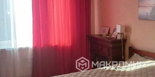 2-комн квартира проспект Непокоренных, 49к2