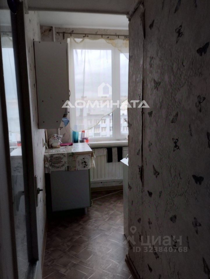Продажа 4-комн квартиры на вторичном рынке Будапештская улица, 10К2