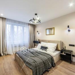 Продажа 2-комн квартиры на вторичном рынке Туристская улица,  д. 22 к2