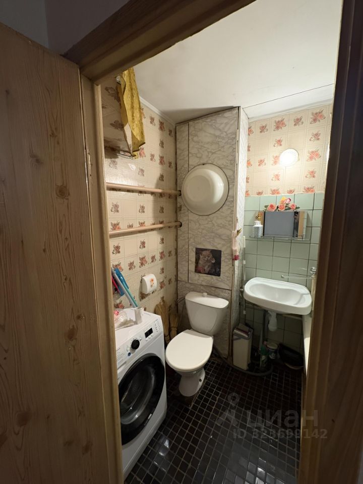 Аренда 1-комн квартиры на вторичном рынке Изумрудная улица, 9