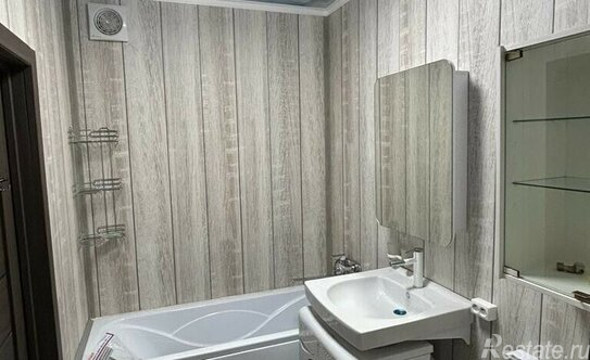 Продажа 2-комн квартиры на вторичном рынке Шепелюгинская улица,  д. 4