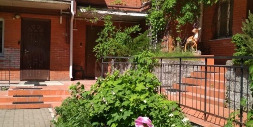 3-комн квартира Новосельковская ул ,  д. 23