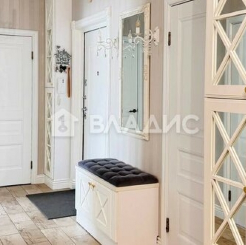 3-комн квартира Общественный пер,  д. 5