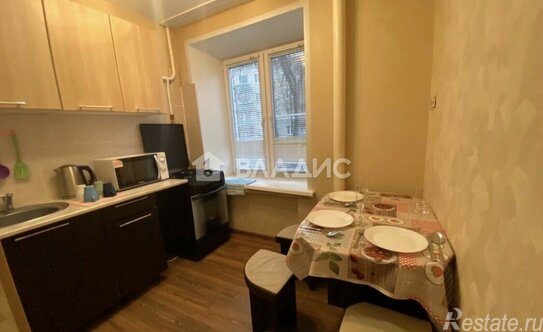 Продажа 2-комн квартиры на вторичном рынке Амбулаторный 1-й проезд,  д. 2