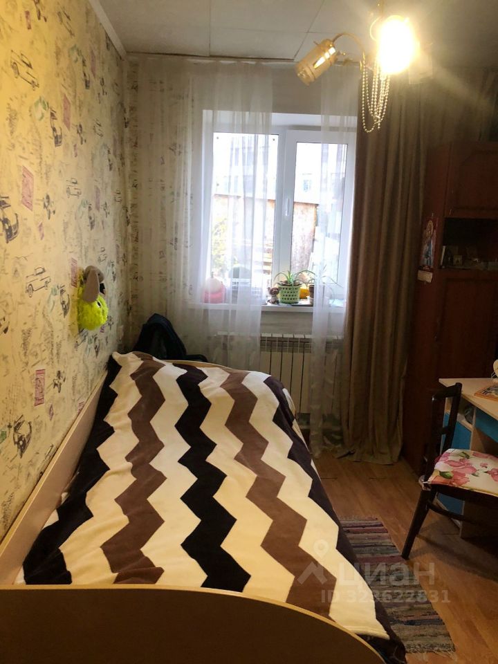 Продажа 3-комн квартиры на вторичном рынке с. Тропарево, улица Школьная, 6