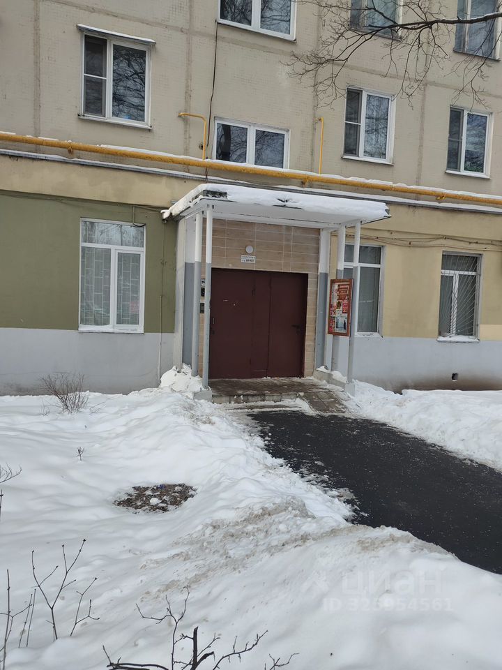 Продажа 1-комн квартиры на вторичном рынке Планерная улица, 12К1