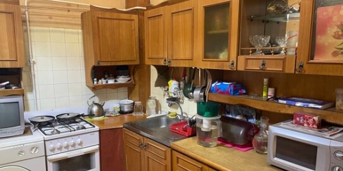 2-комн квартира улица Васи Алексеева,  д. 18