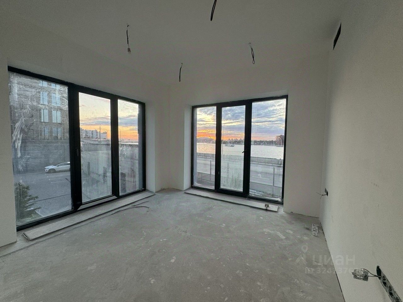 Продажа 3-комн квартиры на вторичном рынке набережная Макарова,  д. 58