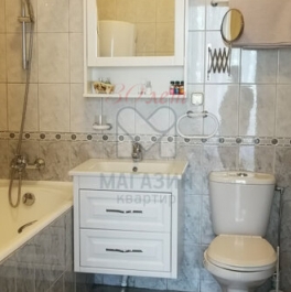 Аренда 4-комн квартиры на вторичном рынке Таврическая улица,  д. 3