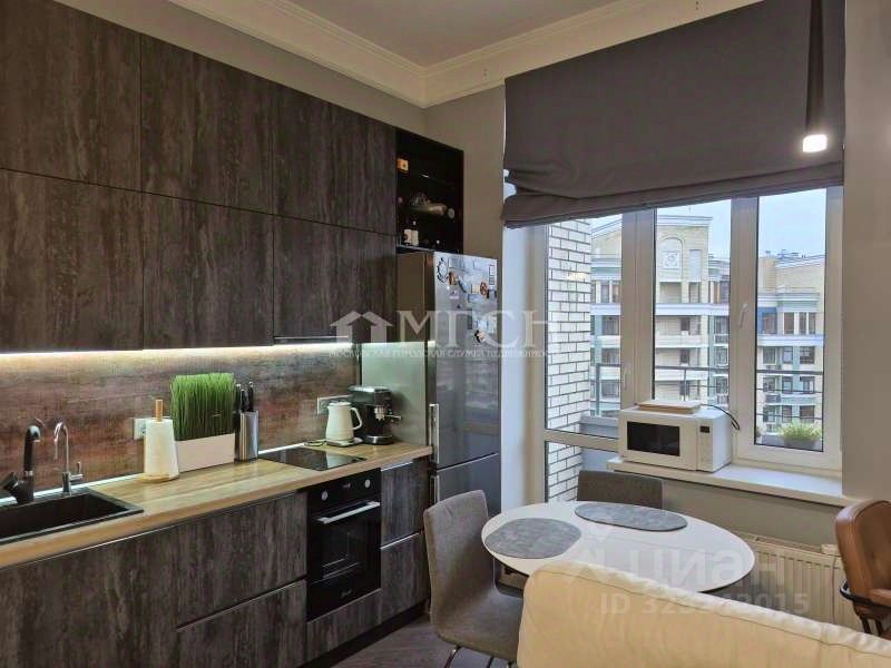 Продажа 2-комн квартиры на вторичном рынке Химки, улица Германа Титова, 3к2