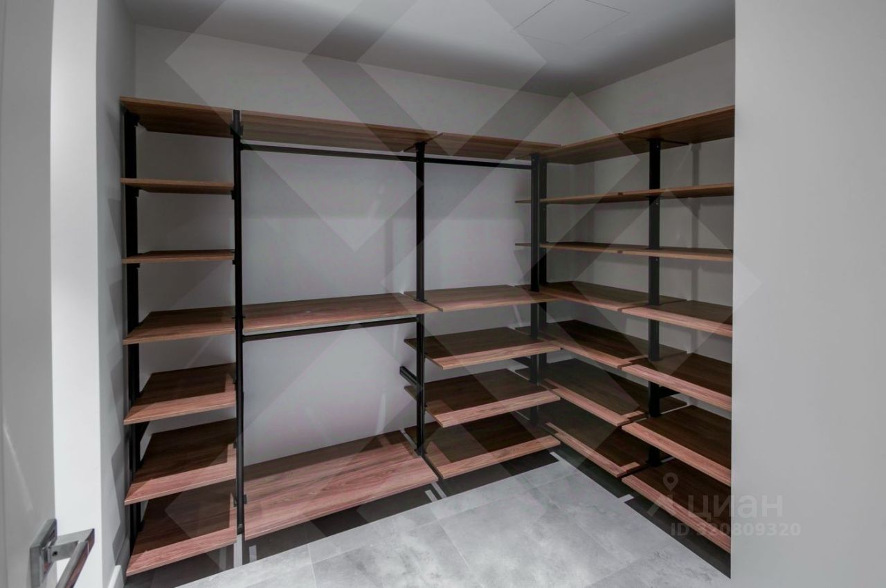 Аренда 2-комн квартиры на вторичном рынке 1-й Красногвардейский проезд, 15