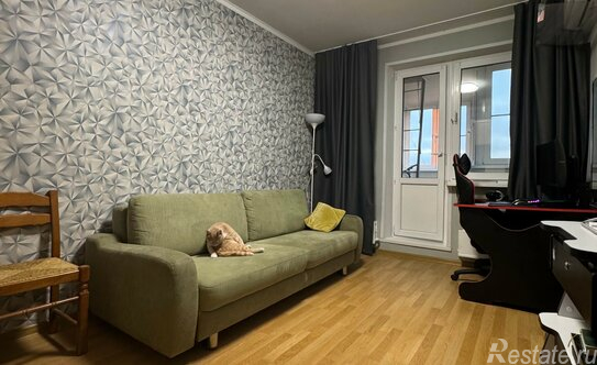 Продажа 3-комн квартиры на вторичном рынке Миклухо-Маклая ул