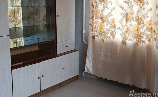 Продажа 1-комн квартиры на вторичном рынке Павловск г, Слуцкая ул,  д. 10