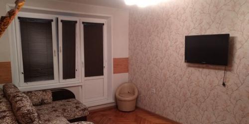 1-комн квартира ул Лескова,  д. 10А