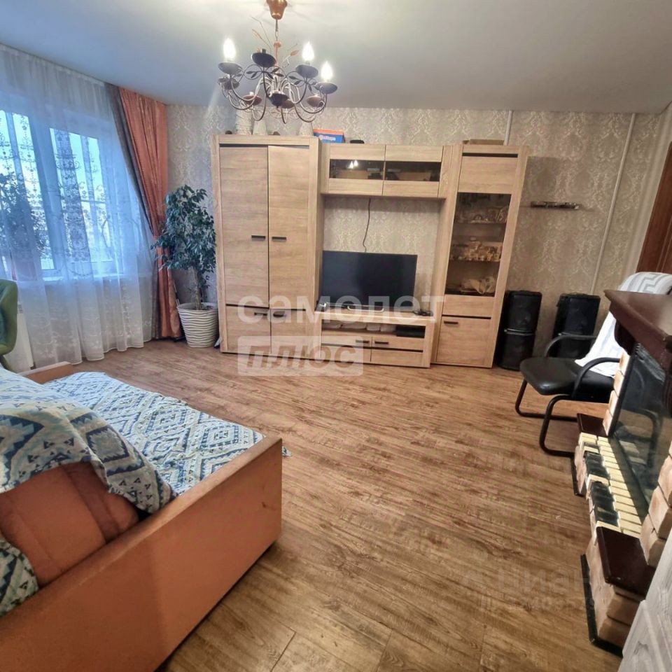 Продажа 4-комн квартиры на вторичном рынке Орехово-Зуево, улица Матросова,  д. 20