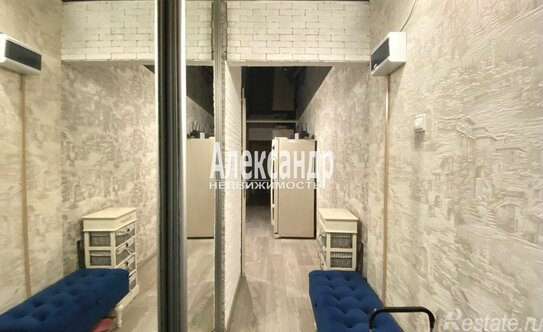 Продажа 3-комн квартиры на вторичном рынке улица Турку,  д. 24 к1