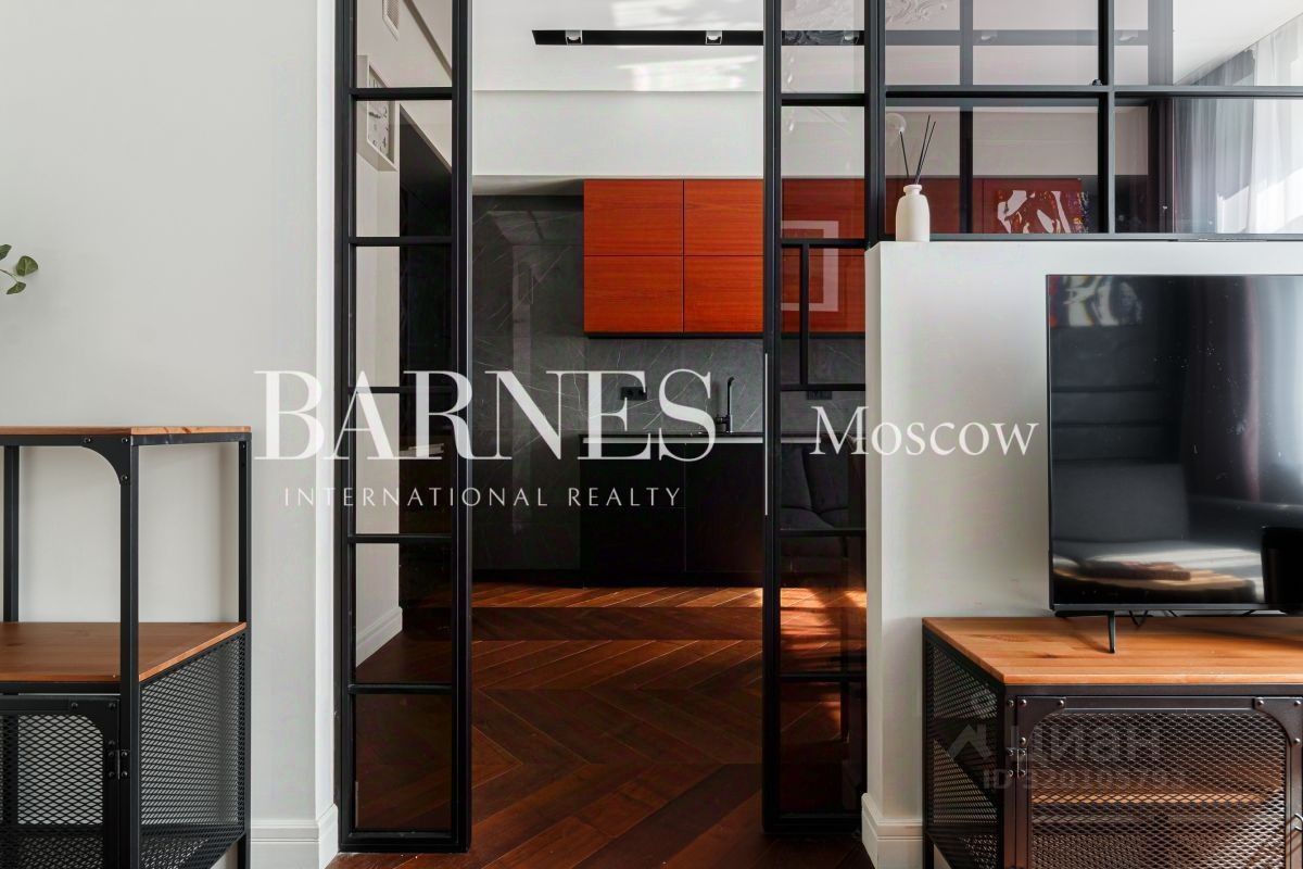 Продажа 2-комн квартиры на вторичном рынке Пионерская улица, 50