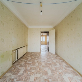 Продажа 4-комн квартиры на вторичном рынке Хасанская ул,  д. 24