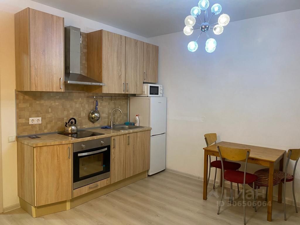 Аренда студии Парашютная улица, 42к2