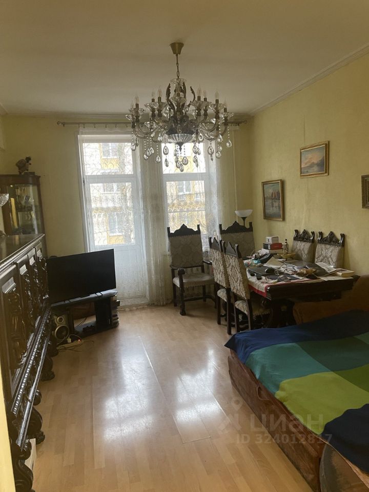 Продажа 2-комн квартиры на вторичном рынке улица Гончарова, 17АК1