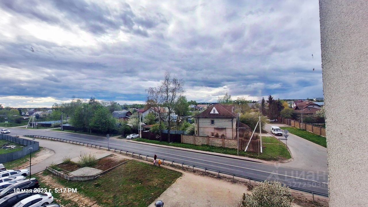 Продажа 2-комн квартиры на вторичном рынке Нахабино пгт, улица Покровская, 16