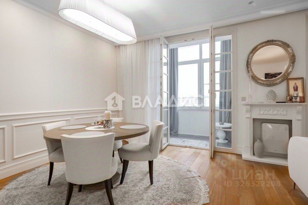 Продажа 3-комн квартиры на вторичном рынке Новослободская улица,  д. 11
