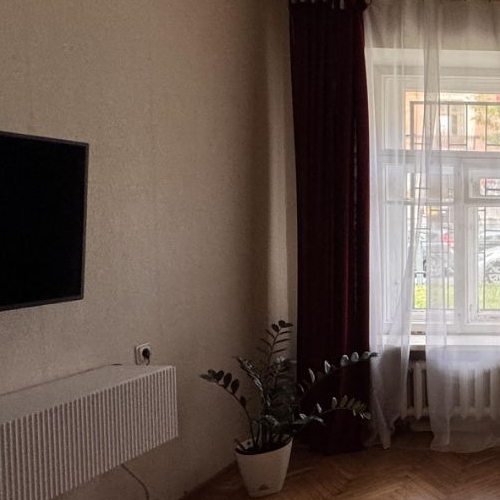 3-комн квартира 13-я Васильевского острова линия, 62