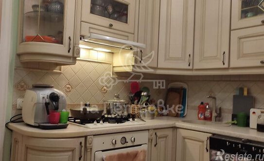 Продажа 3-комн квартиры на вторичном рынке улица Лобанова,  д. 4