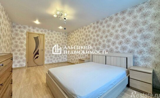 Продажа 3-комн квартиры на вторичном рынке Богатырский пр-кт