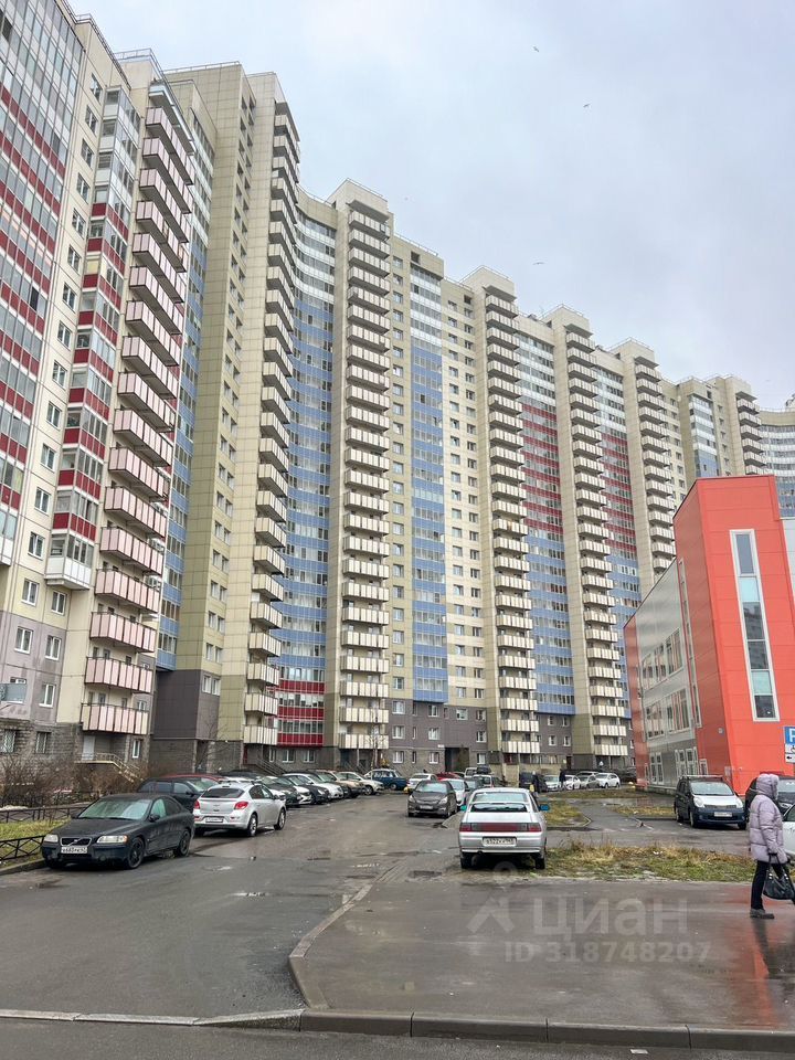 Продажа 3-комн квартиры на вторичном рынке Ленинский проспект, 51