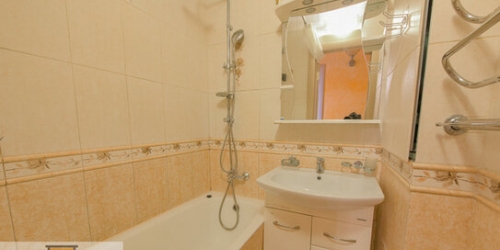 2-комн квартира Чусовская улица,  д. 7