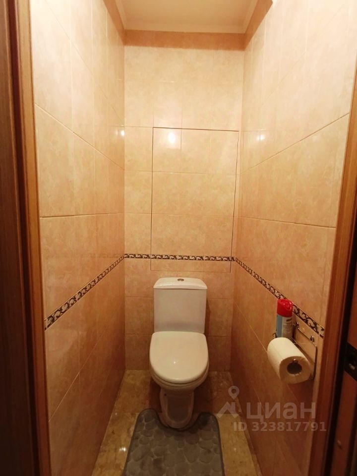 Продажа 2-комн квартиры на вторичном рынке Серпухов, улица Ворошилова,  д. 135