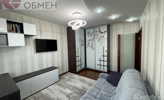 Продажа 3-комн квартиры на вторичном рынке ул Святоозерская,  д. 14