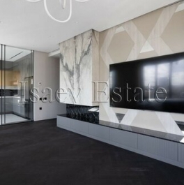 Продажа 5-комн квартиры на вторичном рынке Промышленный проезд