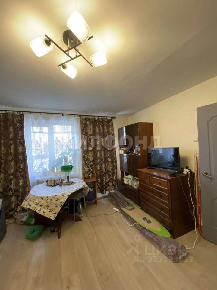 Продажа 1-комн квартиры на вторичном рынке Светлановский проспект, 40К2