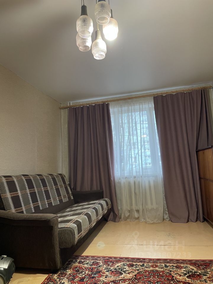 Аренда 1-комн квартиры на вторичном рынке Серпухов, улица Горького,  д. 8в