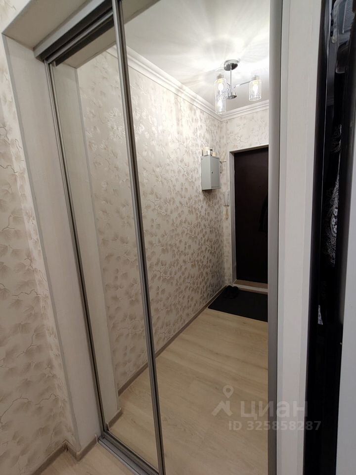 Продажа 1-комн квартиры на вторичном рынке улица Замшина, 35