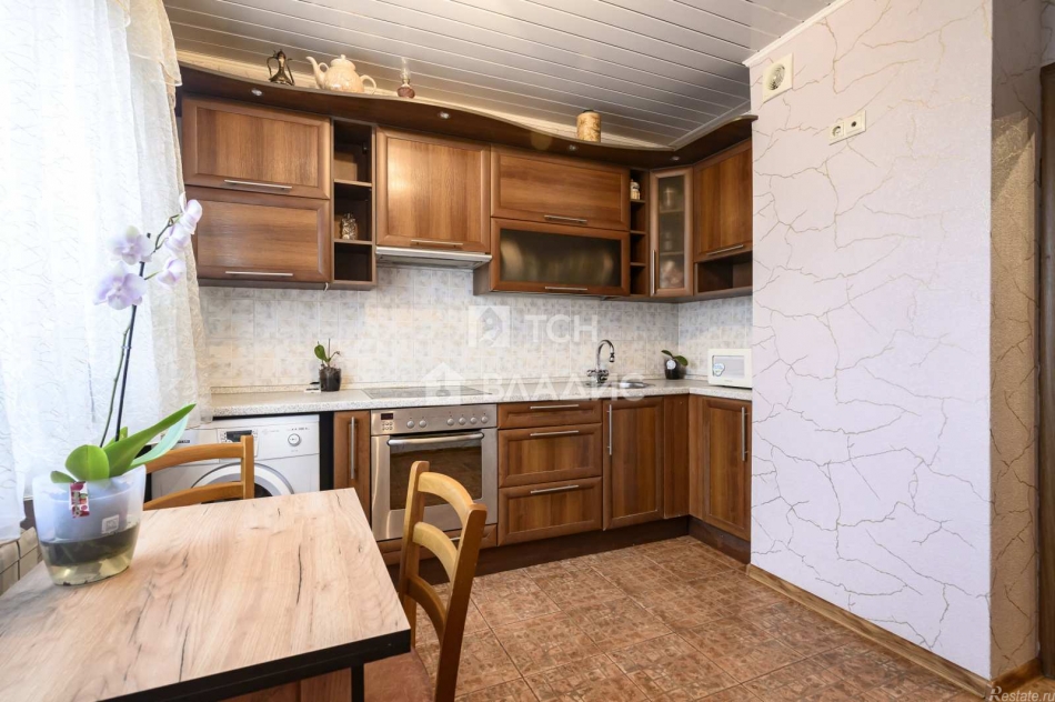 Продажа 2-комн квартиры на вторичном рынке Королёв, проспект Космонавтов, 32,  д. 32