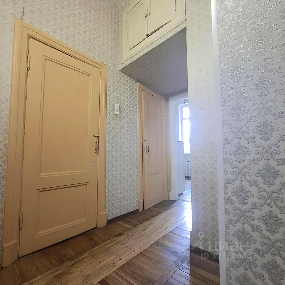 Продажа 3-комн квартиры на вторичном рынке Боткинская улица, 4