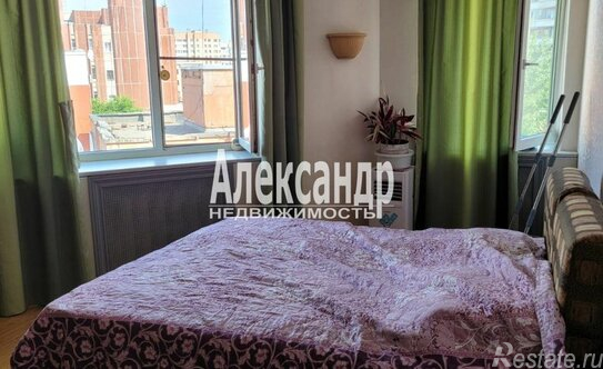 Продажа 1-комн квартиры на вторичном рынке улица Ворошилова,  д. 1