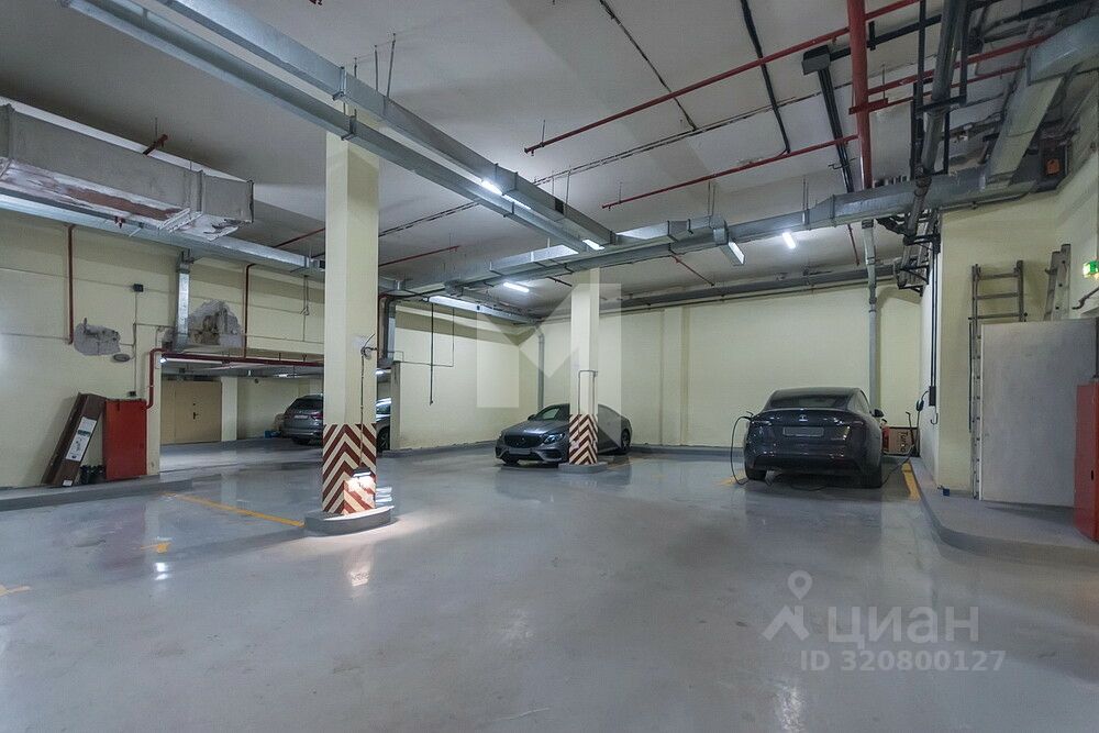 Продажа 4-комн квартиры на вторичном рынке Казарменный переулок, 3С6